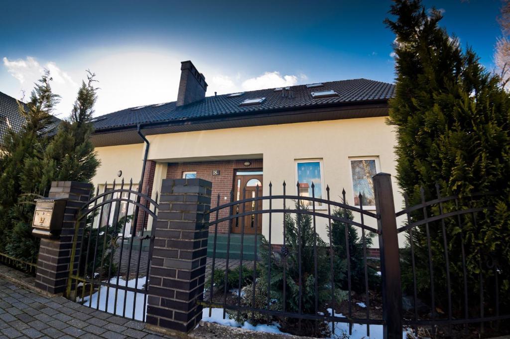 Dom Artusa Ustka Exteriér fotografie